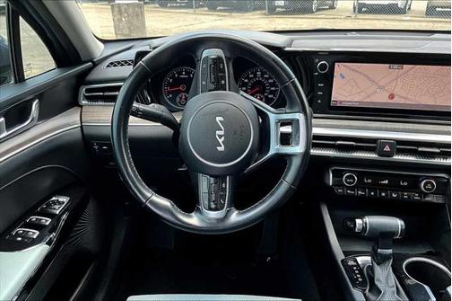 2022 Kia K5 EX