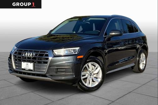 2020 Audi Q5 45 Titanium Premium
