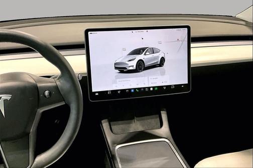 Pearl White Multi-Coat 2022 Tesla Model Y Long Range Dual Motor All-Wheel Drive