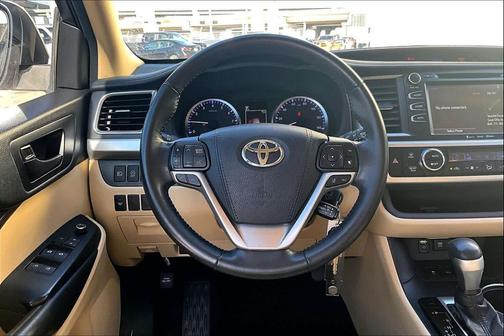 2018 Toyota Highlander LE Plus
