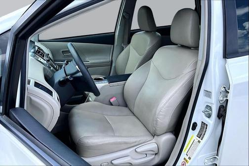 Blizzard Pearl 2012 Toyota Prius v Two