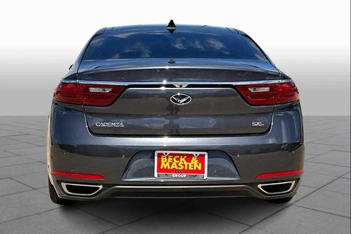 2018 Kia Cadenza Limited