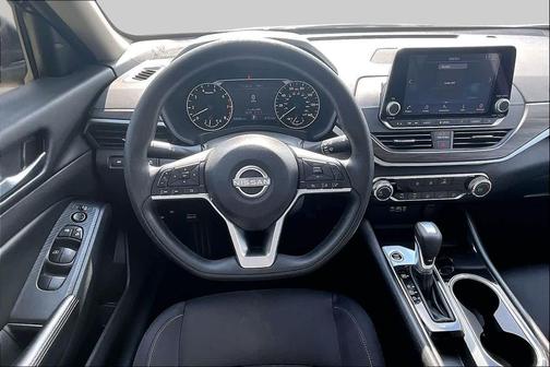 Super Black 2024 Nissan Altima 2.5 SV