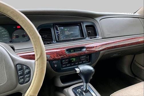 Chestnut Metallic 2002 Mercury Grand Marquis LS