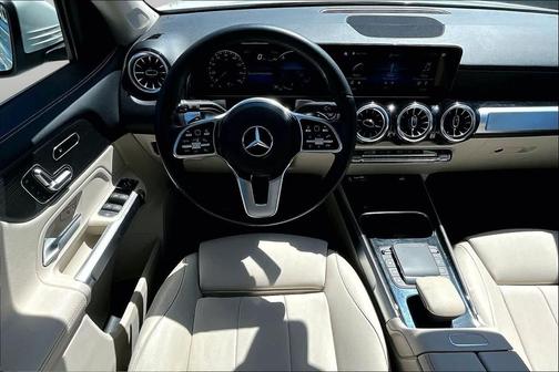 Polar White 2023 Mercedes-Benz GLB 250 Base
