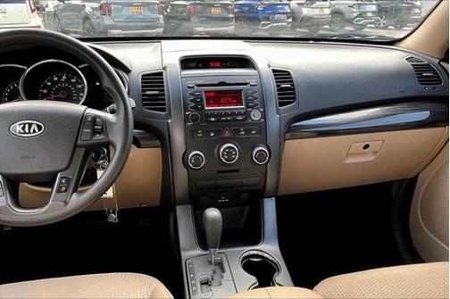2012 Kia Sorento LX