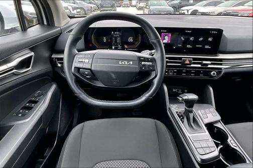 Glacial White Pearl 2026 Kia Sportage LX