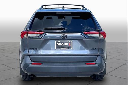 Magnetic Gray Metallic 2025 Toyota RAV4 XLE