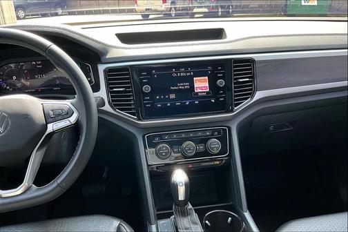 2023 Volkswagen Atlas 3.6L SE w/Technology