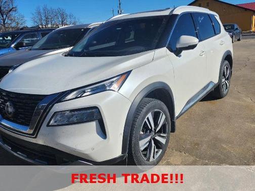 2022 Nissan Rogue SL