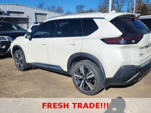 2022 Nissan Rogue SL