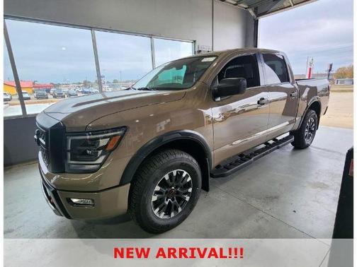 2024 Nissan Titan PRO-4X