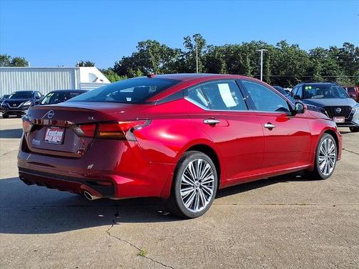 2024 Nissan Altima 2.5 SL