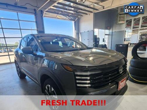 Gun Metallic 2025 Nissan Kicks SV