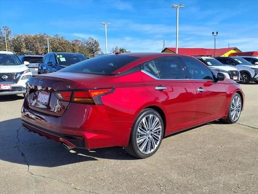 2024 Nissan Altima 2.5 SL