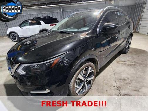 2022 Nissan Rogue Sport SL