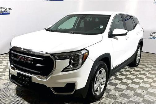 Summit White 2024 GMC Terrain SLE