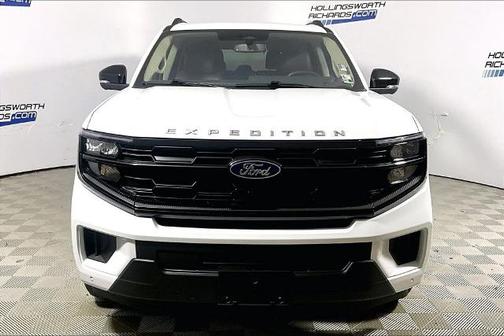 OXFORD WHITE 2025 Ford Expedition ACTIVE