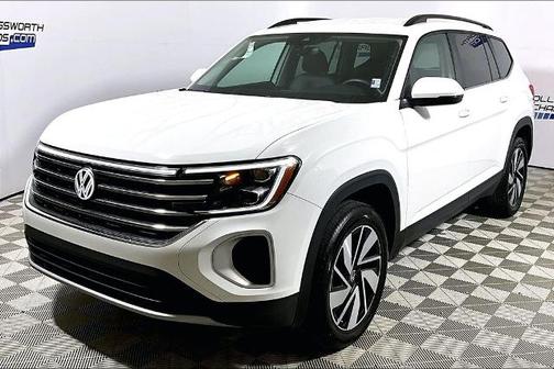 2025 Volkswagen Atlas 2.0T SE W/ TECHNOLOGY
