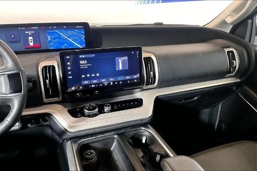 AGATE BLACK METALLIC 2025 Ford Expedition ACTIVE