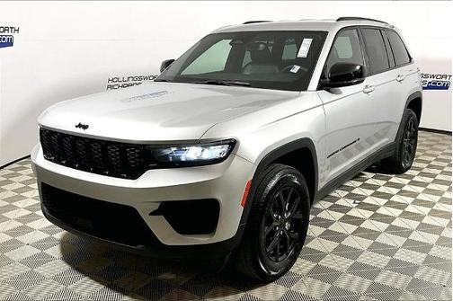 2024 Jeep Grand Cherokee LAREDO