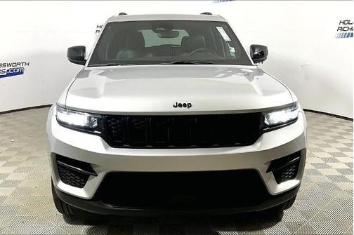 2024 Jeep Grand Cherokee LAREDO