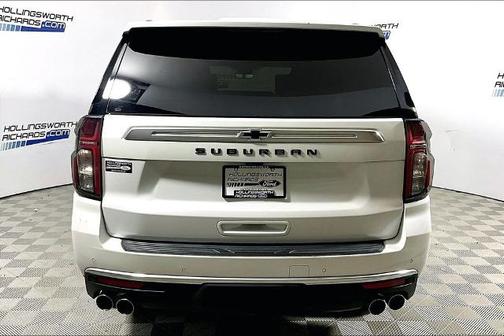Iridescent Pearl Tricoat 2023 Chevrolet Suburban HIGH COUNTRY