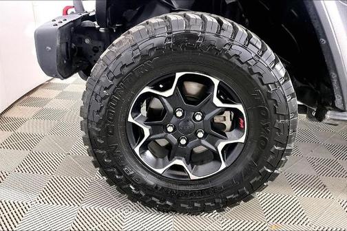 Granite Crystal Clearcoat Metallic 2020 Jeep Wrangler Unlimited RUBICON
