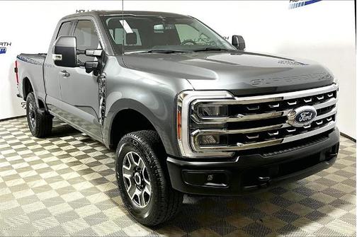2023 Ford F-350 LARIAT SUPER DUTY