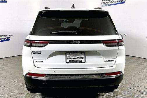 2023 Jeep Grand Cherokee LAREDO