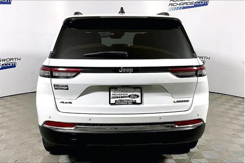 2023 Jeep Grand Cherokee LAREDO