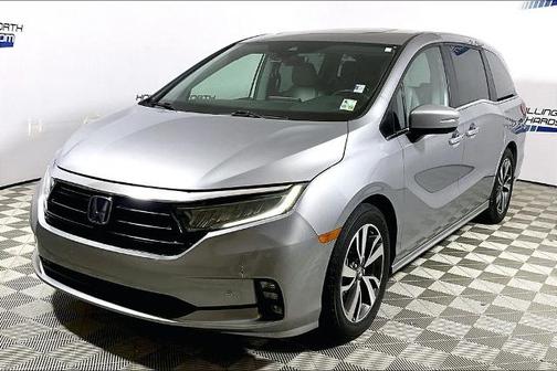 Silver 2022 Honda Odyssey TOURING