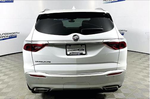 2024 Buick Enclave PREMIUM