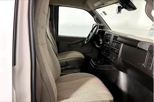 2023 Chevrolet Express 3500 LT