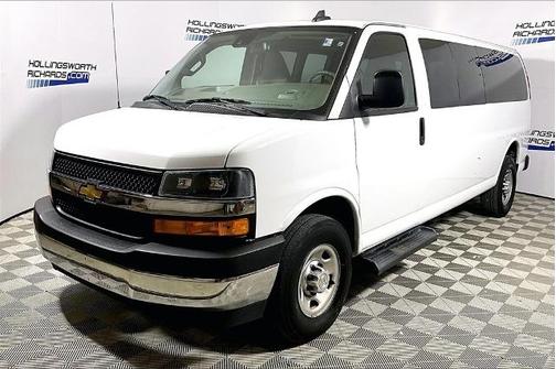 2023 Chevrolet Express 3500 LT