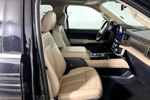 AGATE BLACK METALLIC 2024 Ford Expedition LIMITED