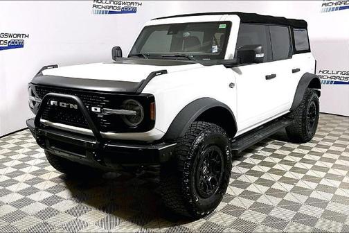 OXFORD WHITE 2022 Ford Bronco WILDTRAK
