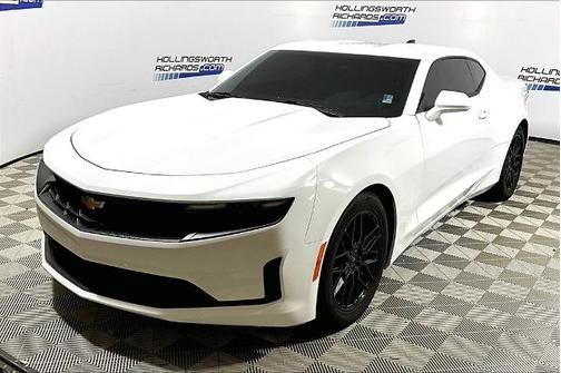 2024 Chevrolet Camaro LT W/1LT