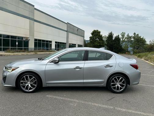 2019 Acura ILX Technology Package