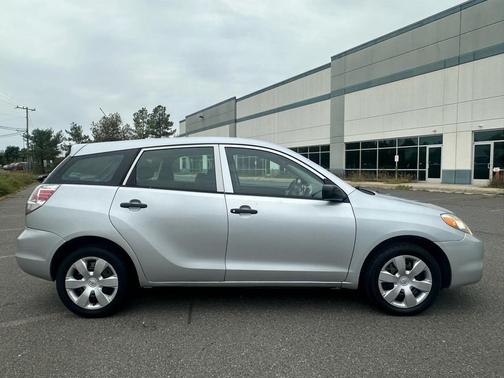 2007 Toyota Matrix Base