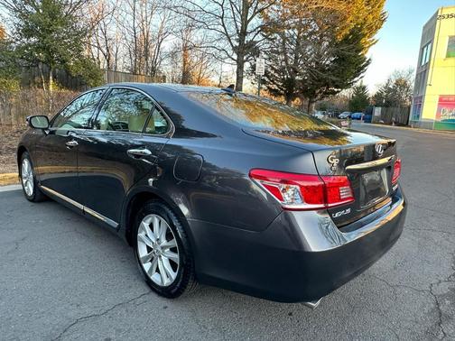 2010 Lexus ES 350 Base