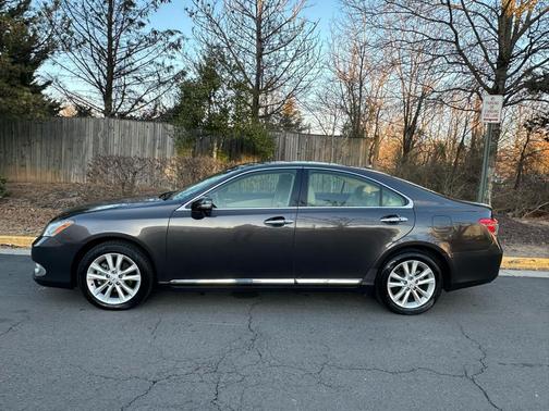 2010 Lexus ES 350 Base