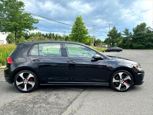 2016 Volkswagen Golf GTI 2.0T S 4-Door