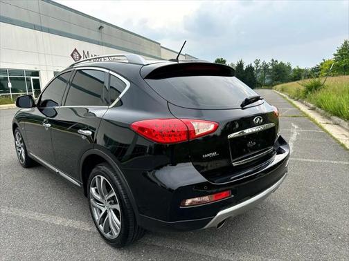 2017 INFINITI QX50 Base