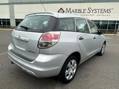 2007 Toyota Matrix Base