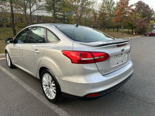 2018 Ford Focus Titanium