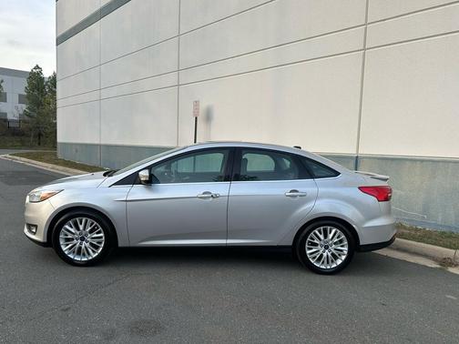 2018 Ford Focus Titanium