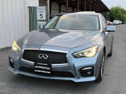Hagane Blue 2016 INFINITI Q50 3.0T Red Sport 400