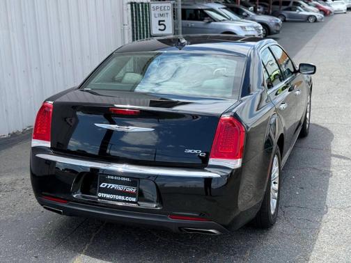 Black 2016 Chrysler 300C Base