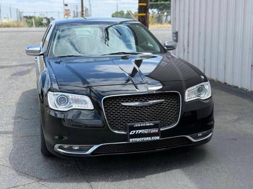 Black 2016 Chrysler 300C Base